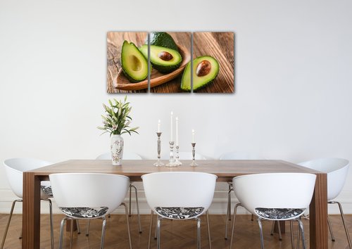 Obraz Avokáda na dřevě - 120 x 60 cm (3 dílný)